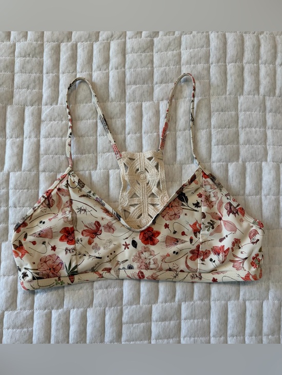 l*space Other - l*space Floral Crochet-Back Swim Top in Cream and Red